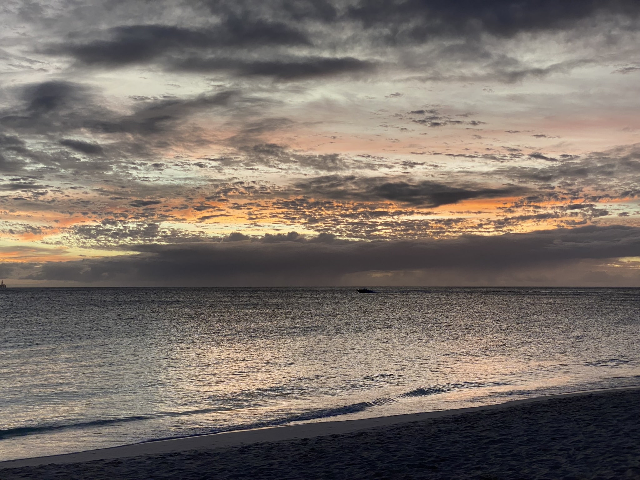 Breathtaking sunset in Aruba